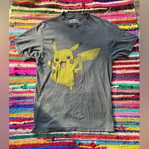 Comfy Pikachu T-shirt • dark gray • short sleeve • size Small • unisex •